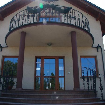 ビエラニー Przystan Nad Solaアパートホテル エクステリア 写真
