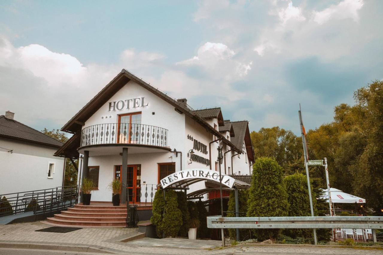 ビエラニー Przystan Nad Solaアパートホテル エクステリア 写真